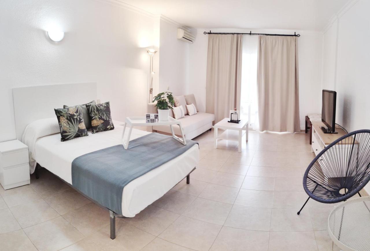 Benalbeach Casa Kito Relax 1ª Linea De Playa Benalmádena Kültér fotó